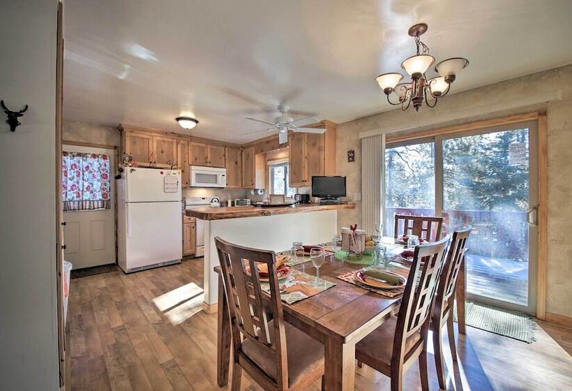 Walk To Lake: Rustic Home W/ Deck In Fawnskin