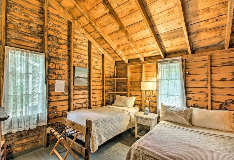 Rustic Lake House On Lake Champlain S Barney Point