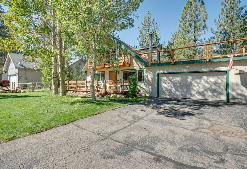 Rustic Tahoe Cabin W/ Pool Table: 11 Mi To Skiing!