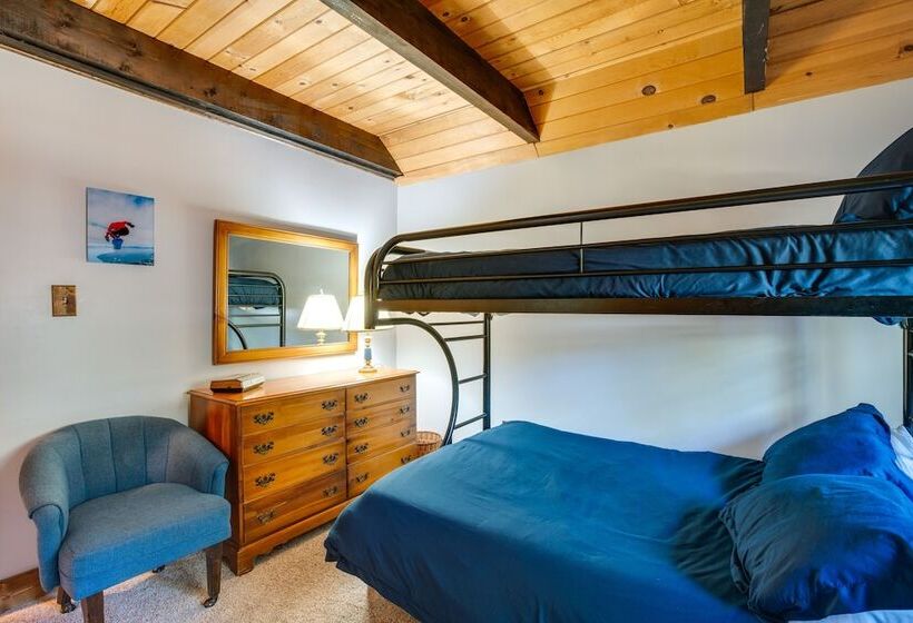 Rustic Tahoe Cabin W/ Pool Table: 11 Mi To Skiing!