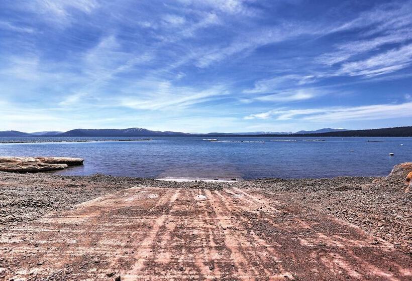 Rustic Retreat W/ Deck: Steps From Lake Almanor!