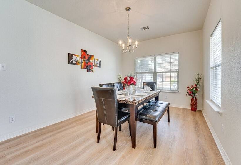 San Antonio Home W/ Game Room, 9 Mi To Seaworld!