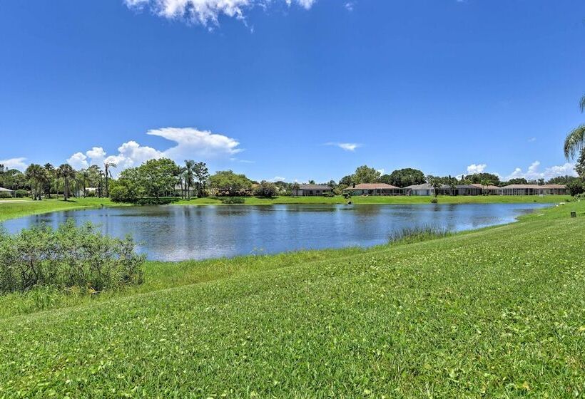 Pool, Lake & Sunset Views: Home In Sarasota
