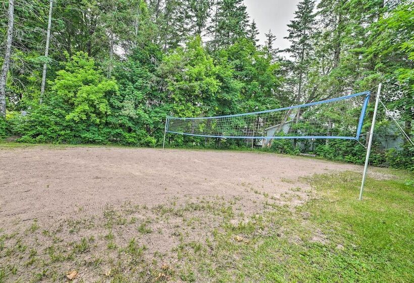 Sault Ste Marie Historic Home, Walk To Town!