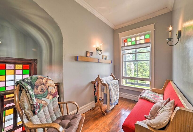 Sault Ste Marie Historic Home, Walk To Town!