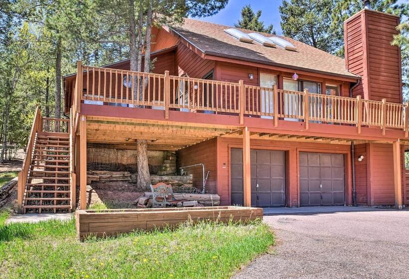 Scenic Woodland Park Hideaway W/ Wraparound Deck!