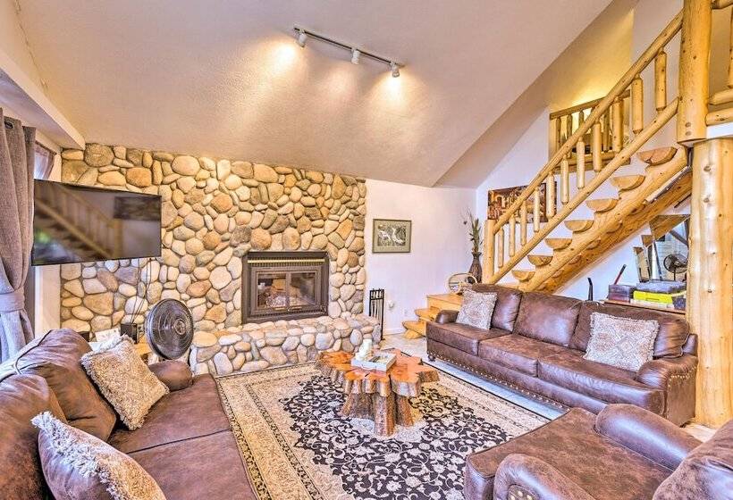 Secluded Bass Lake Cabin, 9 Mi. To Traverse City!