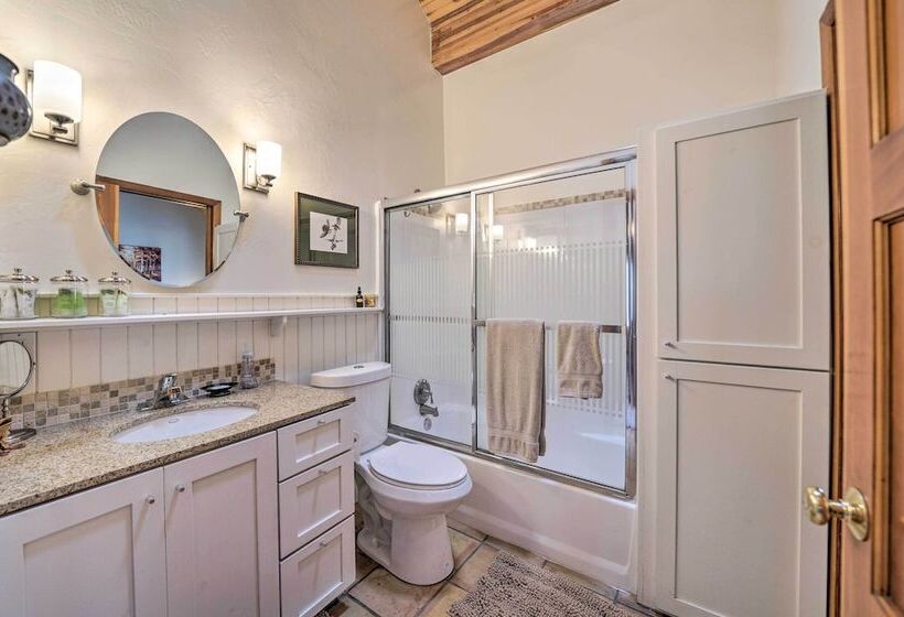 Secluded Home On 1 Acre Lot W/ Unparalleled Views