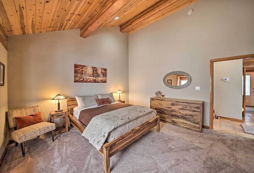 Secluded Home On 1 Acre Lot W/ Unparalleled Views