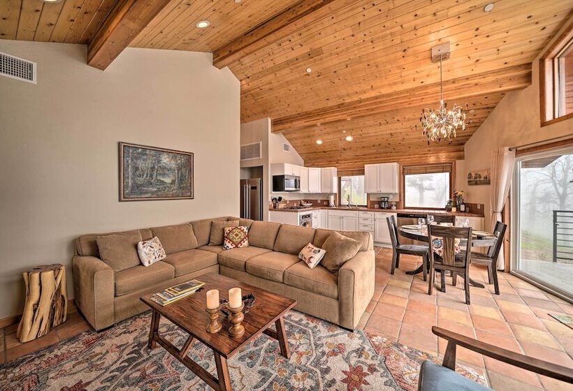 Secluded Home On 1 Acre Lot W/ Unparalleled Views