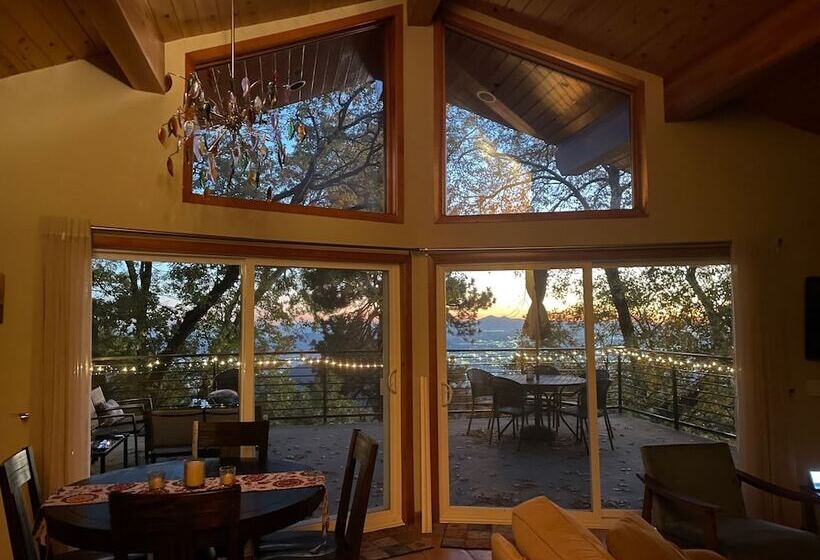 Secluded Home On 1 Acre Lot W/ Unparalleled Views