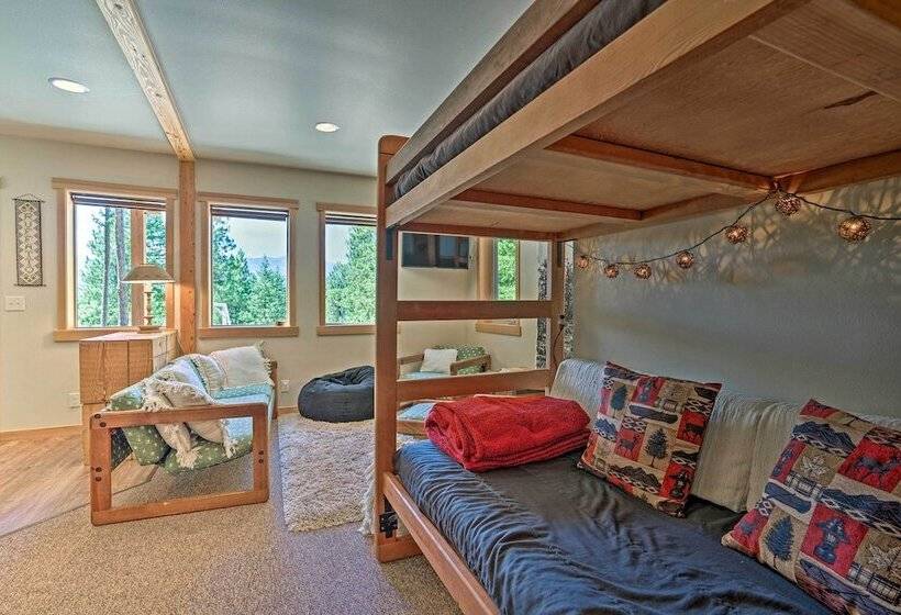 Private Leavenworth Cabin W/ Mtn Views & Fire Pit