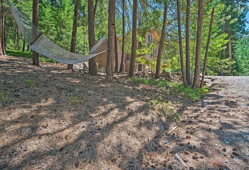Private Leavenworth Cabin W/ Mtn Views & Fire Pit