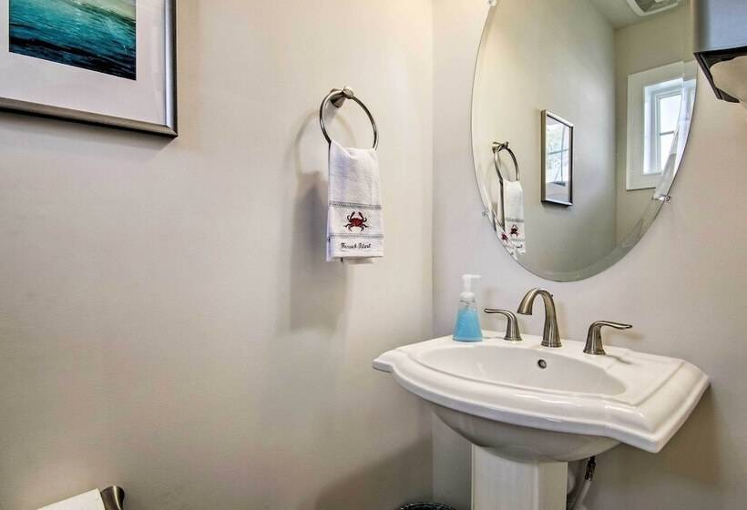 Luxury Bungalow Minutes From Fenwick Island Beach!