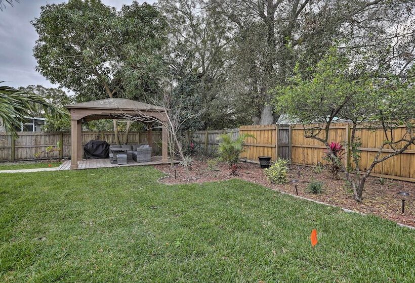 Seminole Home W/ Heated Pool + Spa ~ 4 Mi To Ocean