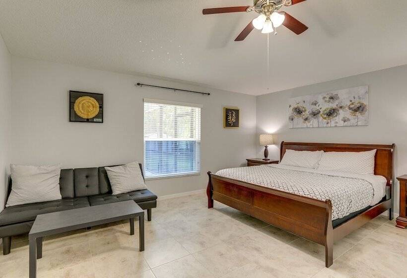 Seminole Home W/ Heated Pool + Spa ~ 4 Mi To Ocean