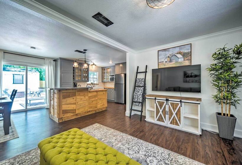 New Braunfels Haven W/ Hot Tub & Fire Pit!