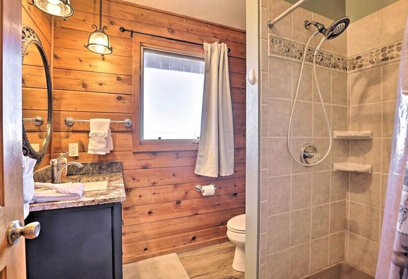 1 Mi To Granby Ranch: Family Friendly Cabin!