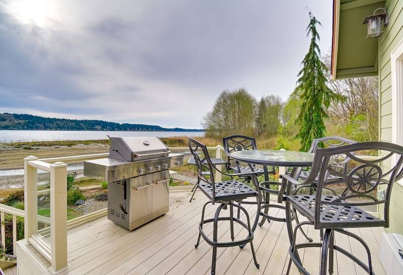 Spacious Family Friendly Home On Port Orchard