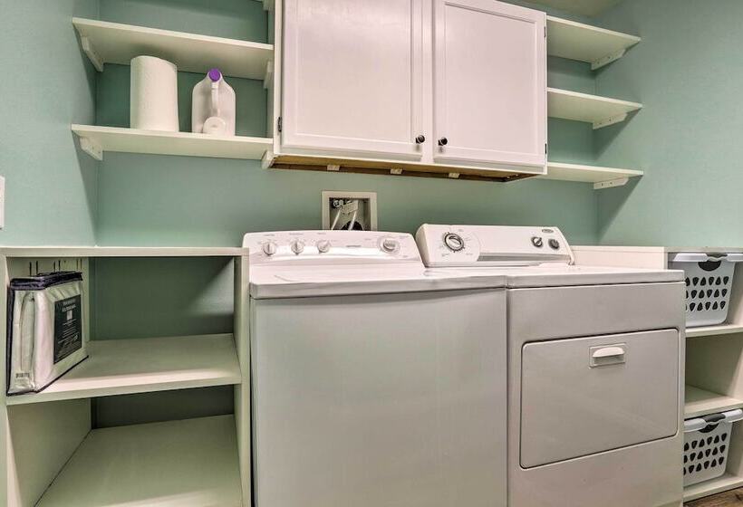 Spacious Family Home, 3 Mi To Dtwn Cedar City