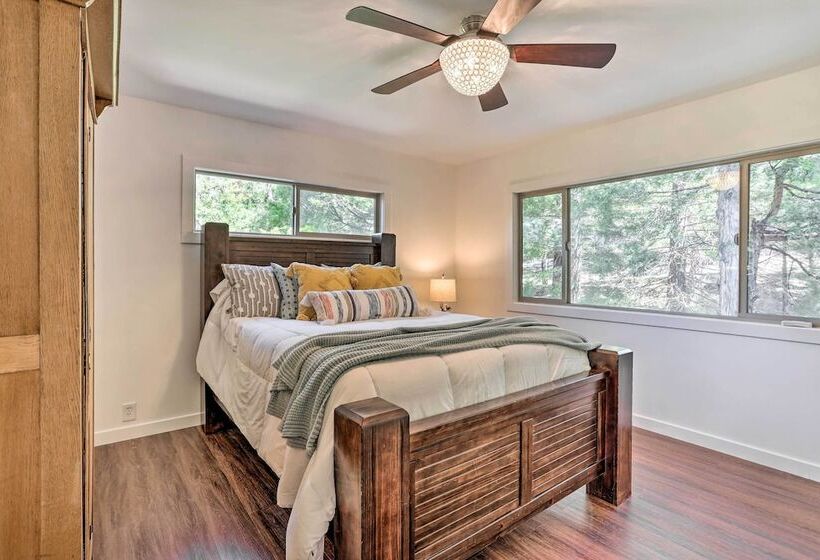 Spacious Lake Arrowhead Cabin W/ Jacuzzi Spa!