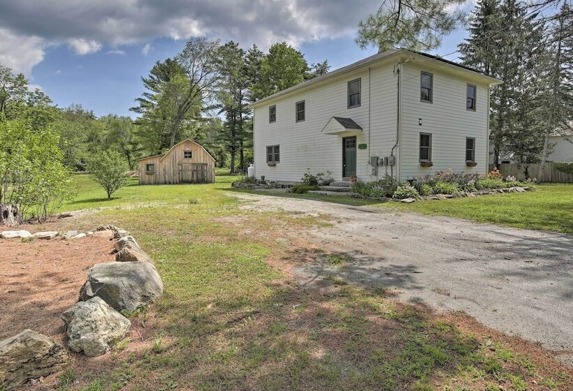 Spacious & Modern Ashley Falls Home On 1 Acre