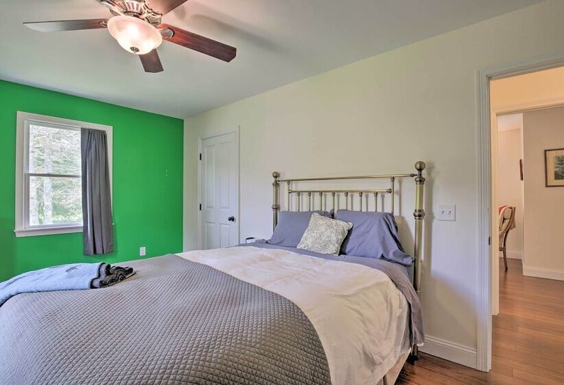 Spacious & Modern Ashley Falls Home On 1 Acre