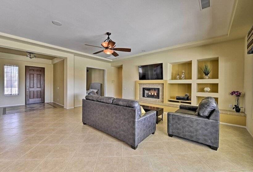 Spacious Palm Desert Home W/pool & Jacuzzi By Golf