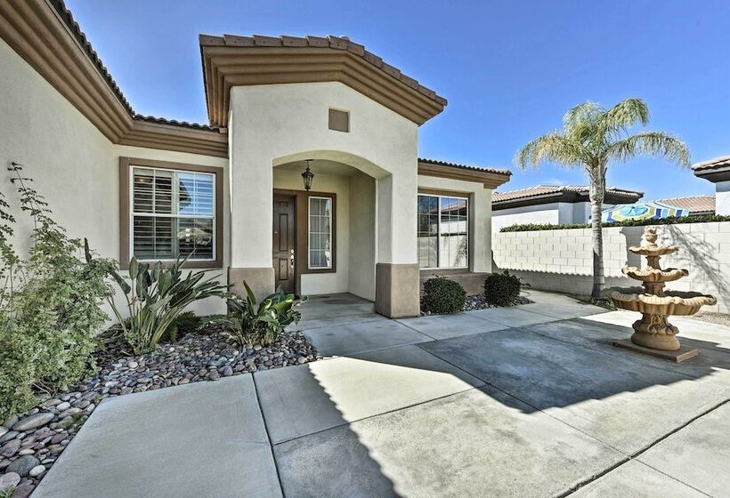 Spacious Palm Desert Home W/pool & Jacuzzi By Golf
