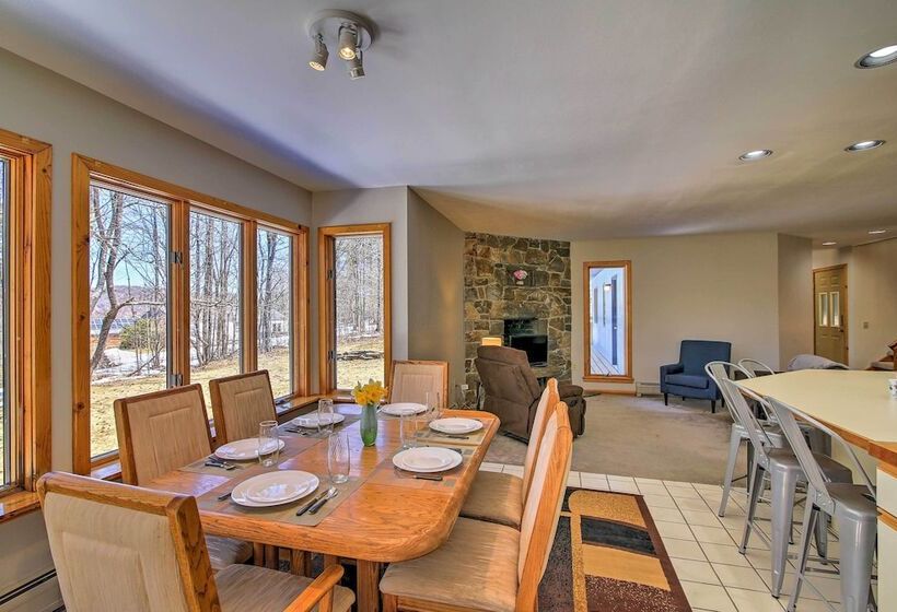 Wilmington Home W/ Game Room & Scenic Deck!