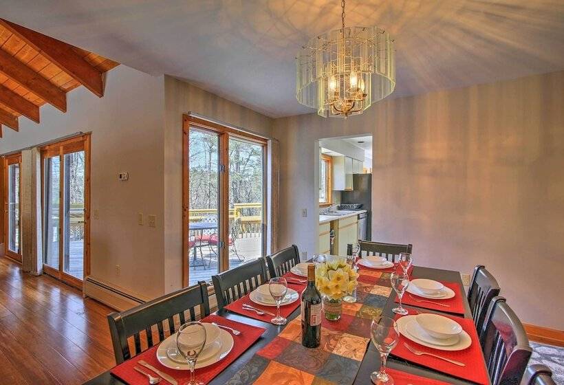 Wilmington Home W/ Game Room & Scenic Deck!