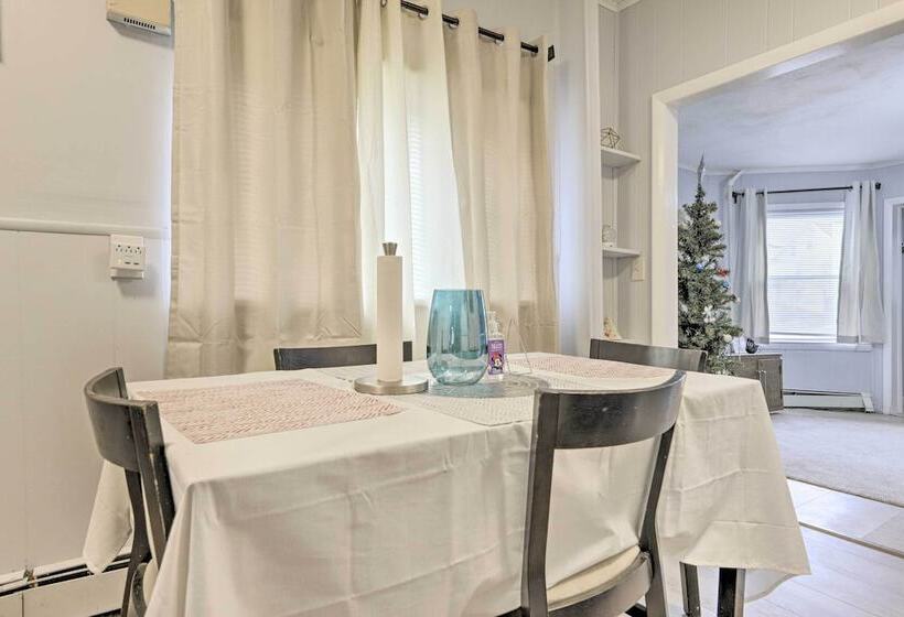 Springfield Vacation Rental: 1 Mi To Downtown