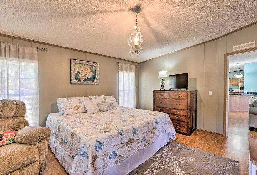 Steinhatchee Home W/ Boat Parking: 1 Mi To Marina