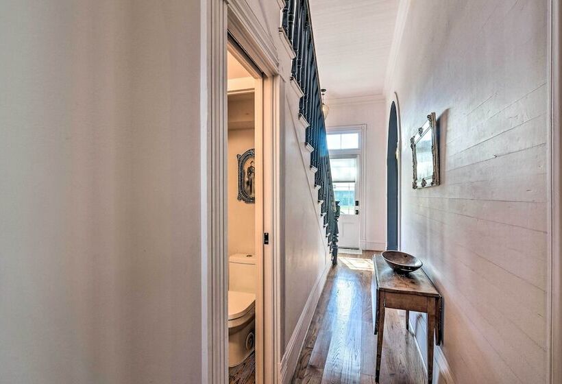 Stunning Historic Home < 4 Mi To Beaches!