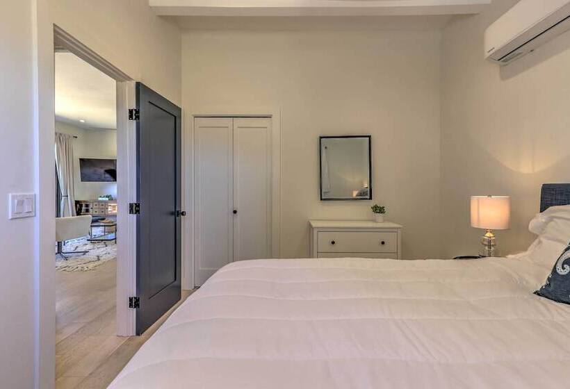 Stunning Wine Country Gem With Hot Tub + Patio!