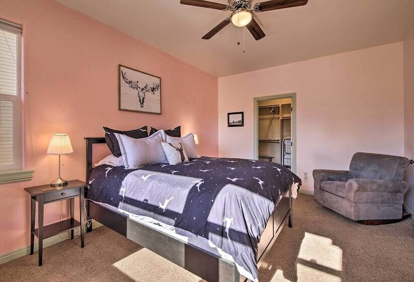 Sugar Bear Lodge W/ Game Room 5 Mi To Village!