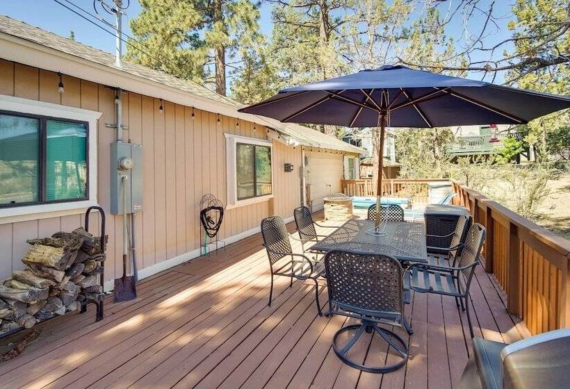 Sugarloaf Cabin W/ Hot Tub ~ 6 Mi To Big Bear