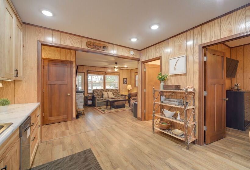 Solon Springs Getaway W/ Dock & Kayaks!