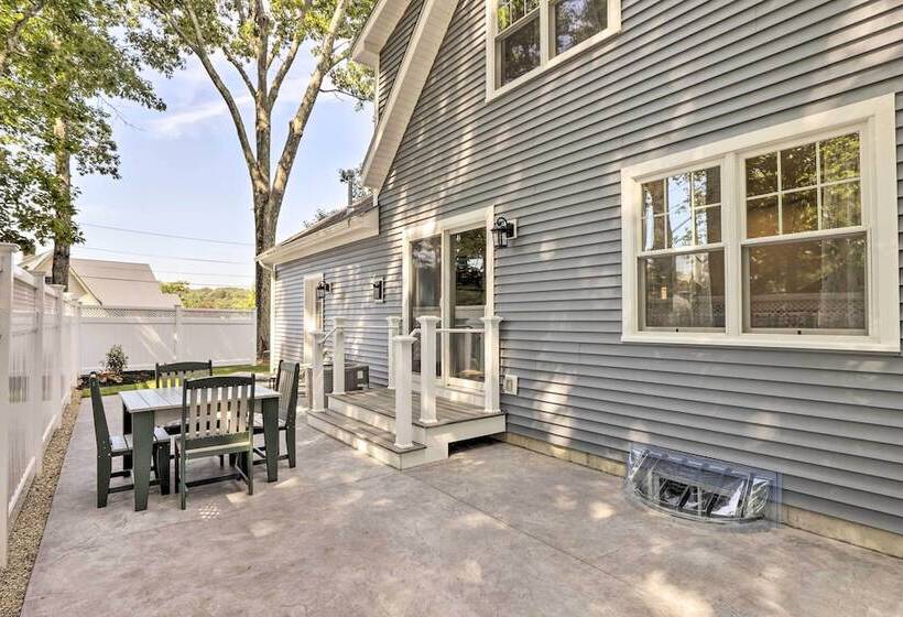 Sun Dappled Retreat   Walk To Wickaboag Lake!