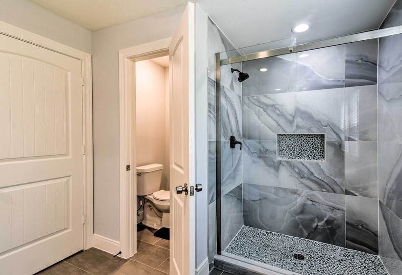 ~ 2 Mi To Pleasure Pier: Home In Galveston!