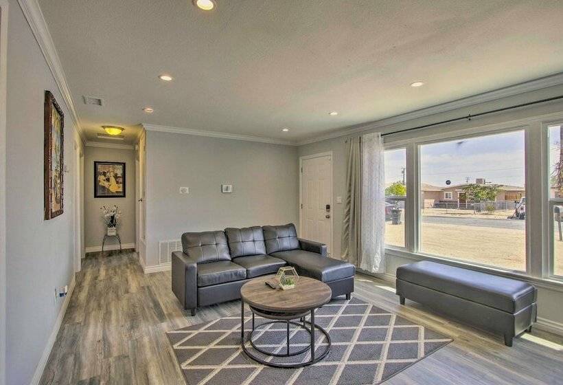 Sunny Getaway: 6 Mi To Joshua Tree Natl Park!