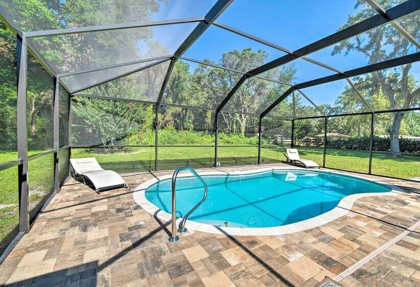 Sunny Homosassa Home W/ Private Heated Pool!