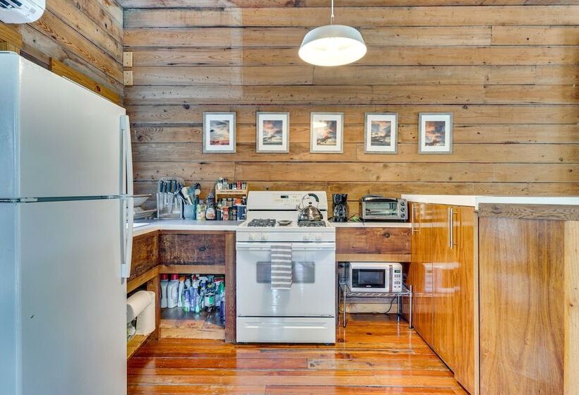 The Bird House Lush Bungalow, Steps From Ocean!