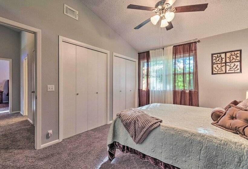 The Crystal House W/ Sunroom & Golf Green Views!