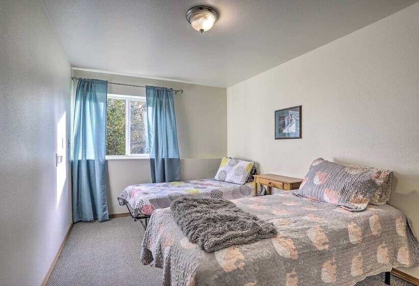 The Eagles Nest:  3 Mi To Downtown Wasilla!