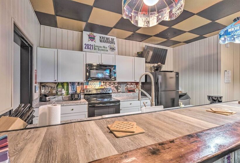 The Float Yard  Pensacola Home W/ Pool Table