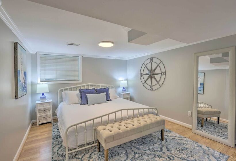 The Lake Escape: Boat Dock, Fire Pit, Kayak!