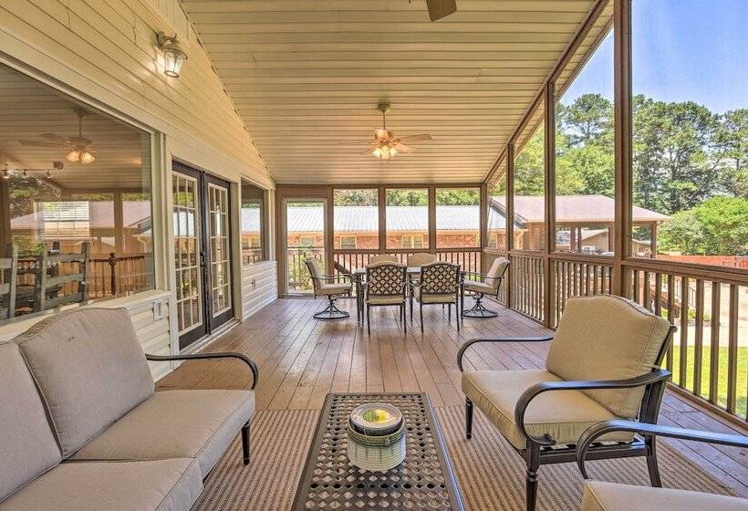 The Lake Escape: Boat Dock, Fire Pit, Kayak!