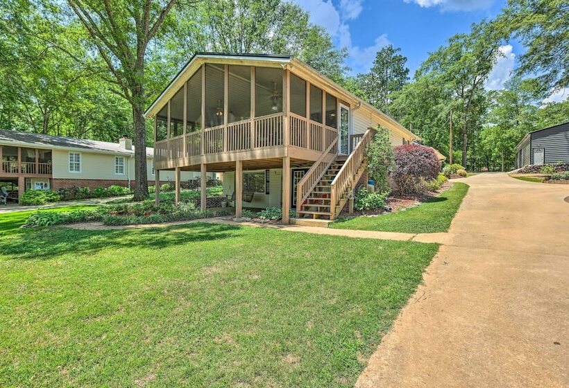 The Lake Escape: Boat Dock, Fire Pit, Kayak!