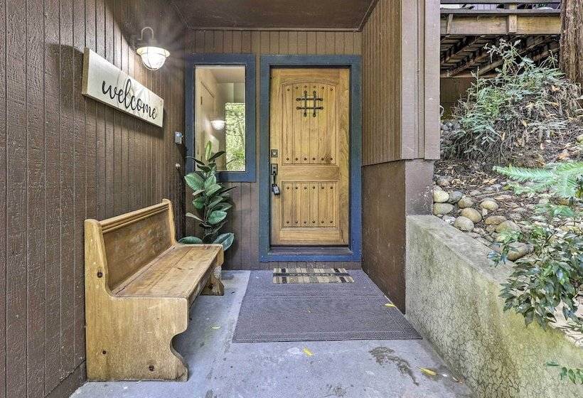 Tranquil Guerneville Home W/ Redwood Views